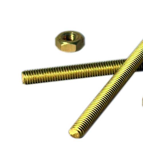 Screw kit for fastening porcelain plaques