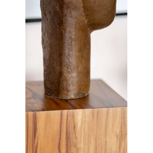 URN "Jeune fille à la frange"