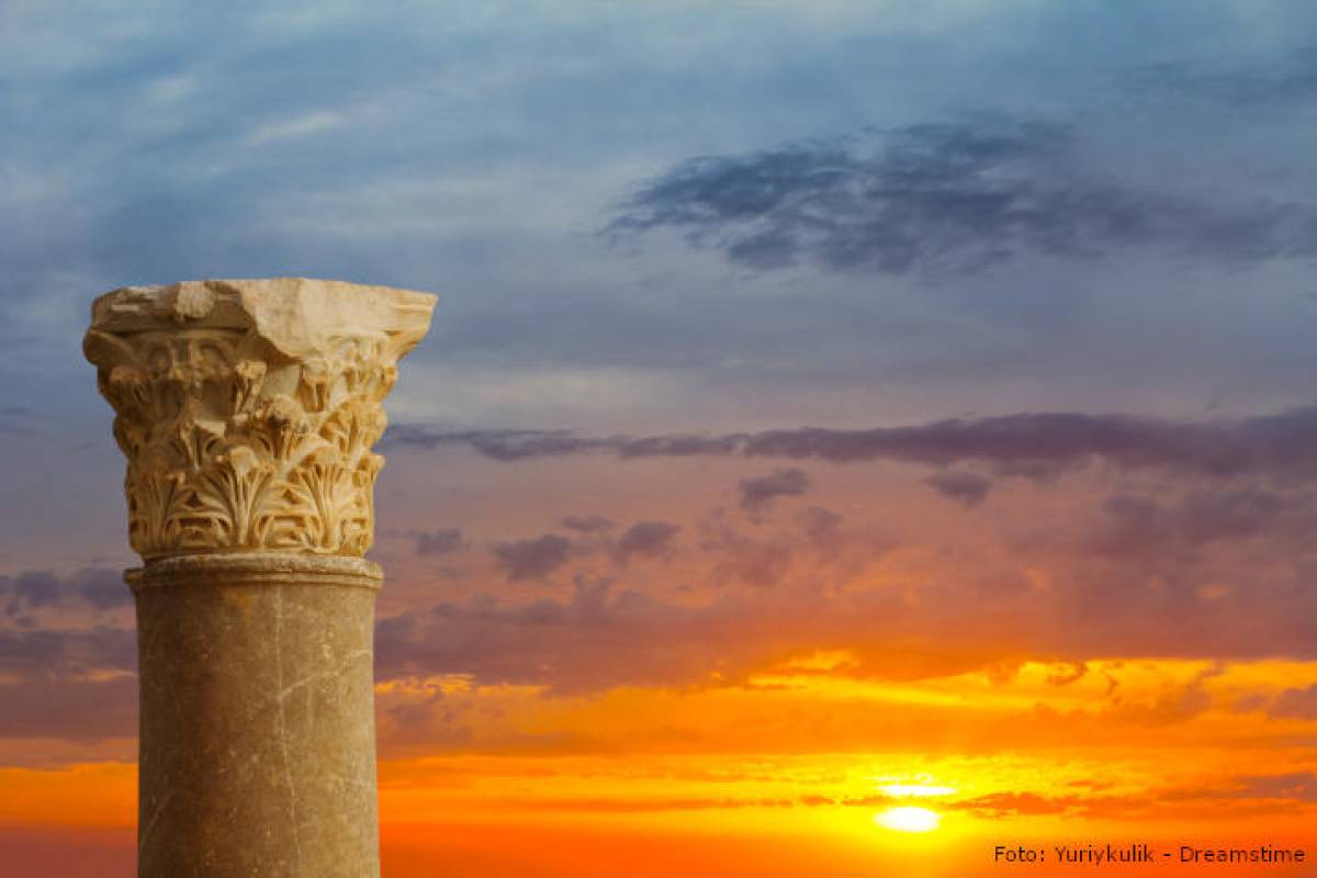 Funeral rites and afterlife beliefs in ancient Greece